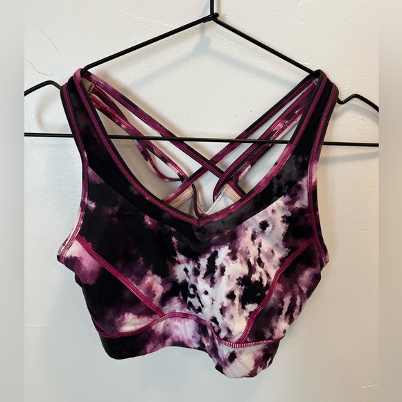 Lululemon Workout Bra - Picture 1 of 1